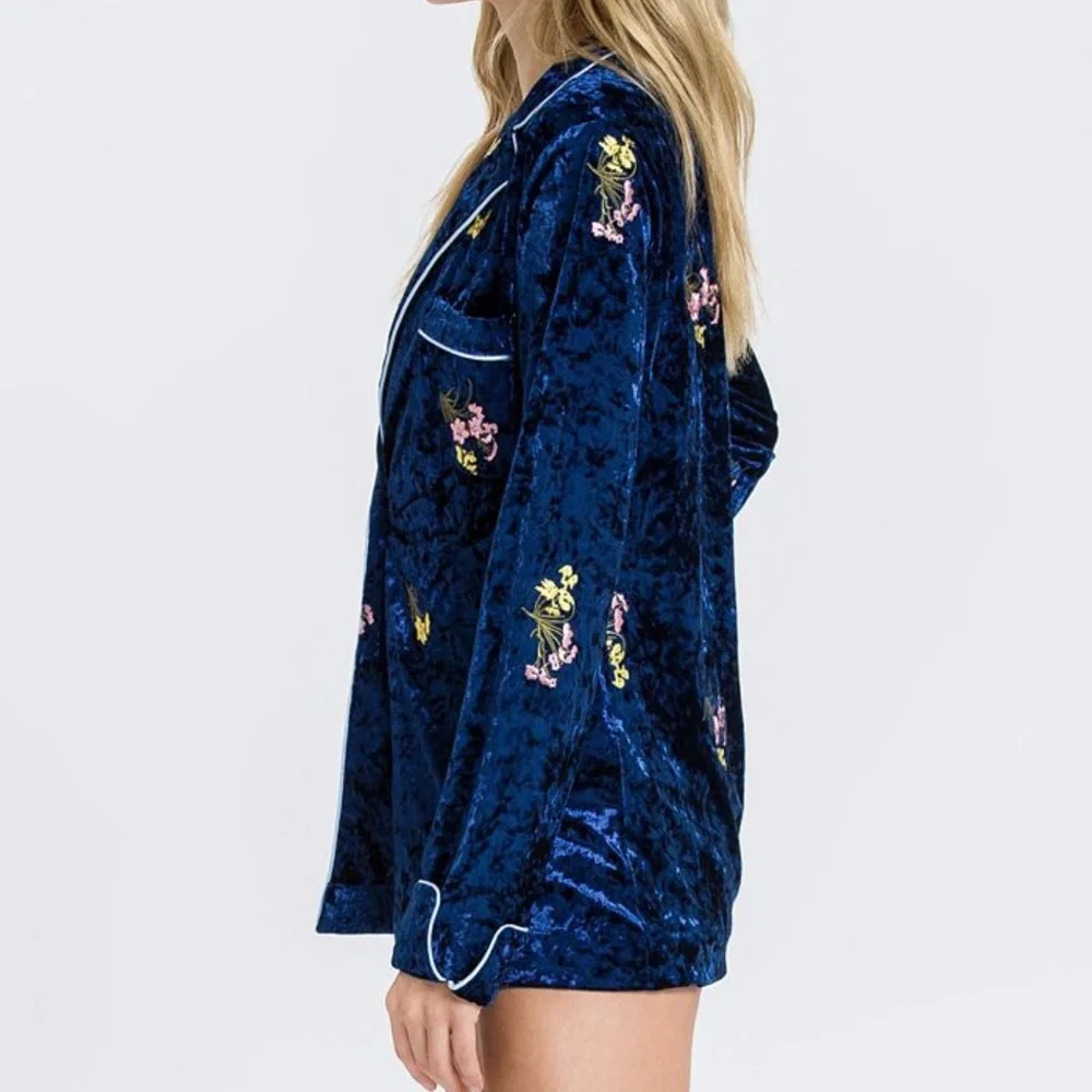 NWT🔖Endless Rose Blue Embroidered Velvet Pajama Jacket Floral Retro Vintage - Picture 4 of 13